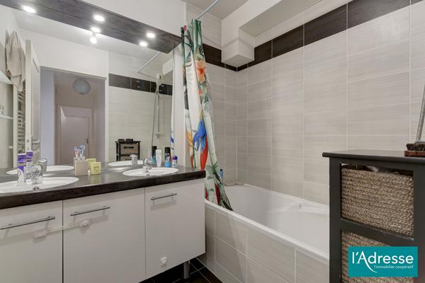 A VENDRE GRAND T3 - RESIDENCE EFFERVE'SENS / SECTEUR CLEMENCEAU-COUTURES
