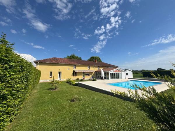 Maison 9 pièces à vendre à Bourg-en-Bresse 01000