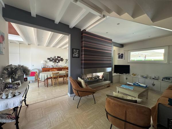 Maison 9 pièces à vendre à Bourg-en-Bresse 01000