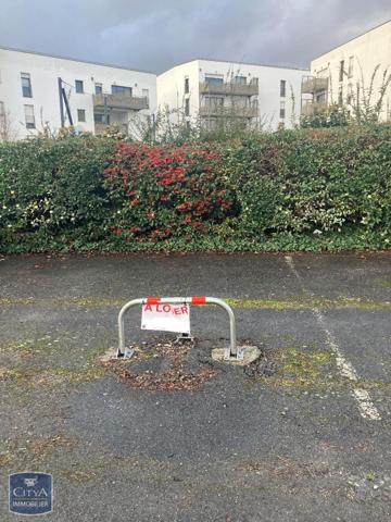 Location parking Angers (49)