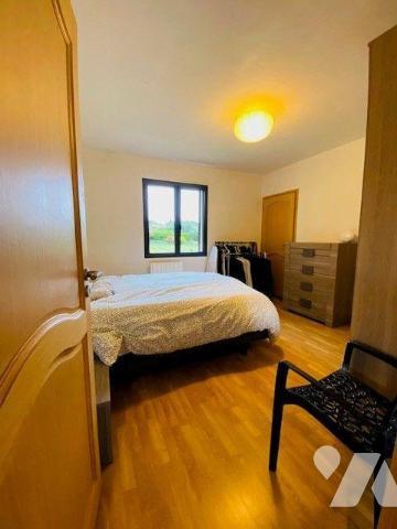 A Vendre à Lannion (22300) en Côtes-d'Armor (22), un pavillon de plain-pied + étage d'une surfa...