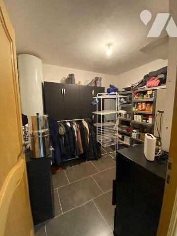 A Vendre à Lannion (22300) en Côtes-d'Armor (22), un pavillon de plain-pied + étage d'une surfa...