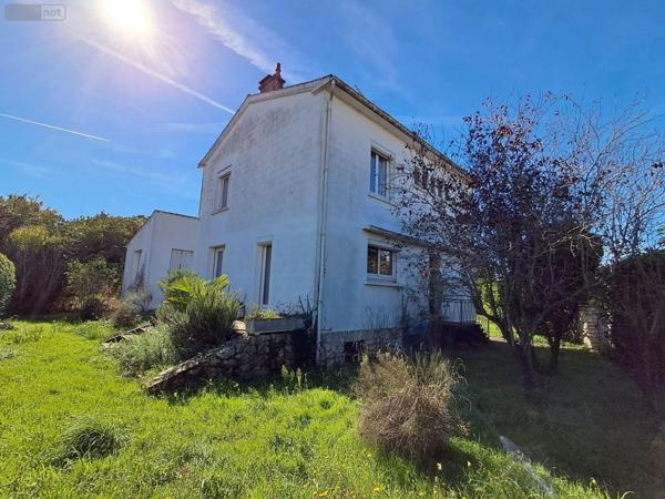 Maison individuelle à vendre à Aigrefeuille-d'Aunis en Charente-Maritime (17290), ref : 604