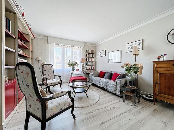 EXCLUSIVITE / NANTES ROND POINT DE VANNES Appartement T5 92m² / 3 CHAMBRES / ASCENSEUR