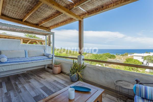 Villa vue mer Les Trois Bassins Littoral