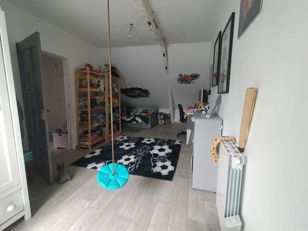 À vendre - Maison, 7 pièces située à Montval-sur-Loir (72500)