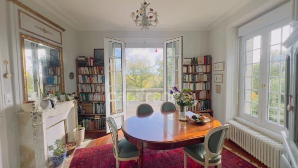 Finistère (29) – À vendre à PONT AVEN - Maison à vendre 6 pièces de 145 m² habitable et 230 m² utile - Terrain de 4 500 m² - Garage - Atelier - Serre.