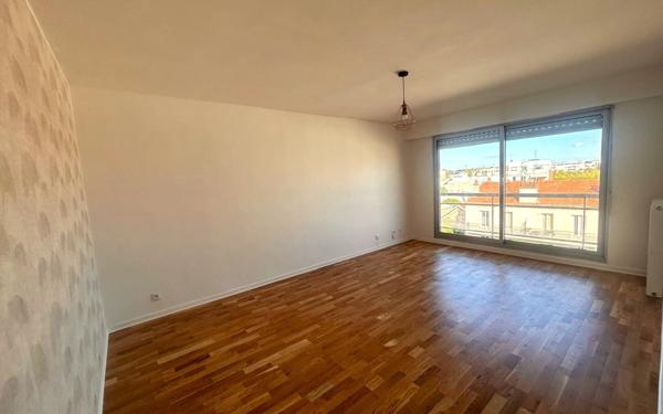 Appartement à louer    2 pièces • 45,11 m2 Asnières-sur-Seine