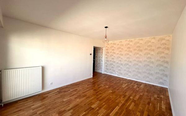 Appartement à louer    2 pièces • 45,11 m2 Asnières-sur-Seine