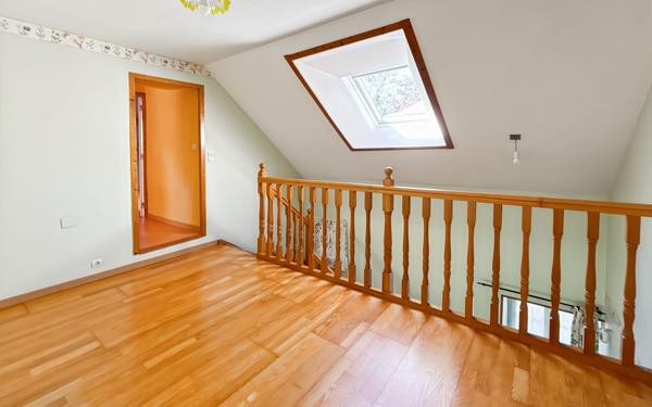 Maison à vendre    6 pièces •  Puiseaux