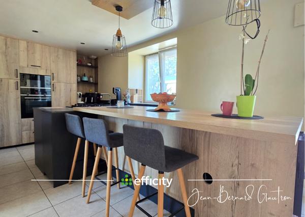 Maison
         5 pièces
        - 119 m² 213 000 € *