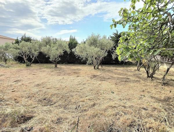 Beaucaire (30300) Terrain à bâtir 402 m2