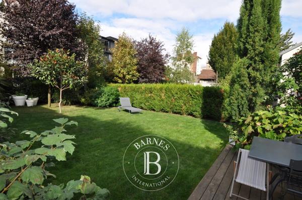 Issy-les-Moulineaux, Maison 5 Chambres -  188 m² à vendre