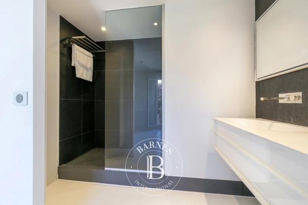 Issy-les-Moulineaux, Maison 5 Chambres -  188 m² à vendre