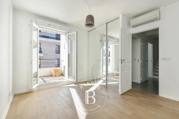 Issy-les-Moulineaux, Maison 5 Chambres -  188 m² à vendre