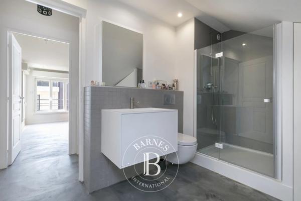 Issy-les-Moulineaux, Maison 5 Chambres -  188 m² à vendre