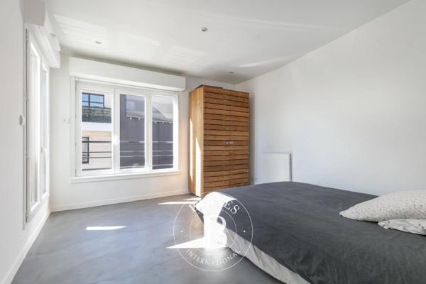 Issy-les-Moulineaux, Maison 5 Chambres -  188 m² à vendre