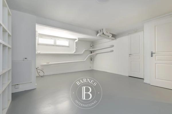 Issy-les-Moulineaux, Maison 5 Chambres -  188 m² à vendre
