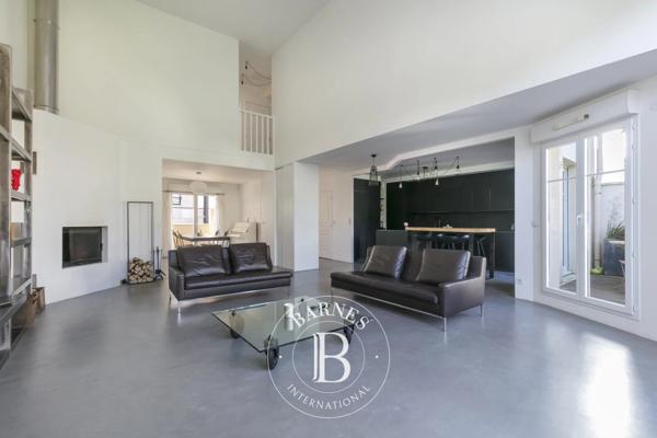 Issy-les-Moulineaux, Maison 5 Chambres -  188 m² à vendre