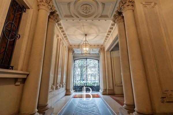 Paris 16ème, Appartement 4 Chambres -  287 m² à vendre