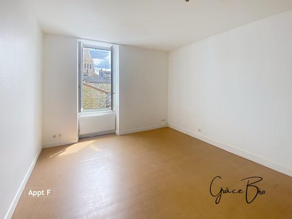 Immeuble de rapport  – Centre-ville Saint-Maixent-l’École – 4 appartements
