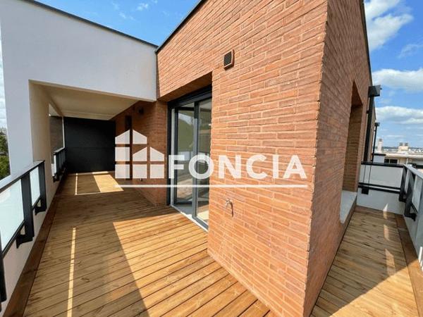 Location Appartement 3 pièces 60.3 m² - 28 AVENUE JACQUES CHIRAC Toulouse 31500