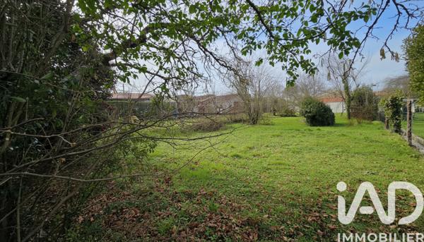 Terrain à vendre 650 m² Ruelle-sur-Touvre