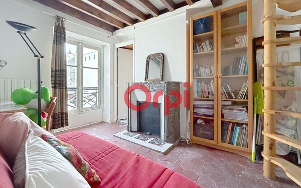 Appartement à vendre    3 pièces • 54 m2 Paris 10