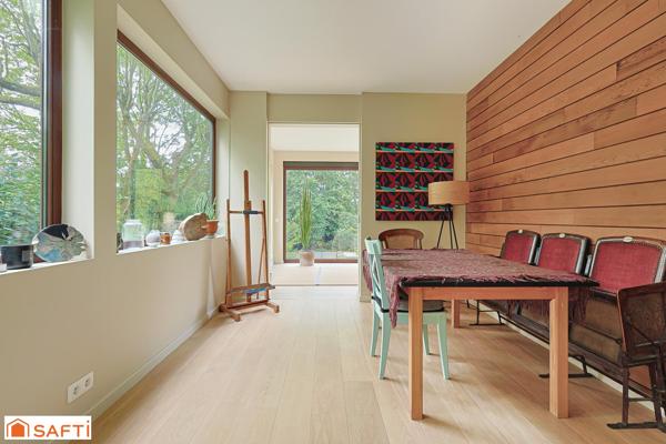 Propriété nichée au sein d'un parc arboré de 5565 m2