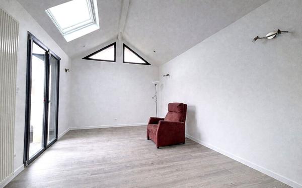 Maison à vendre    6 pièces • 142,56 m2 Chenôve