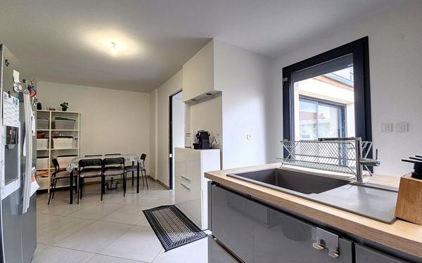 Maison à vendre    6 pièces • 142,56 m2 Chenôve