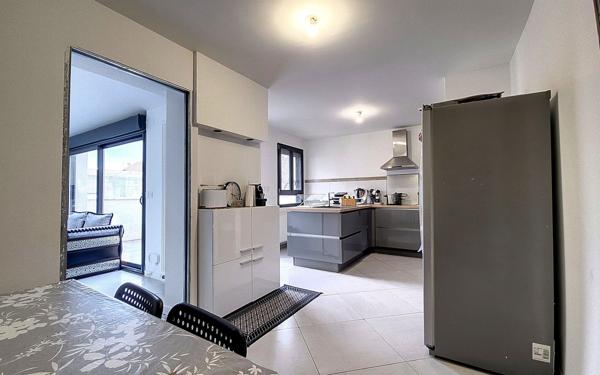 Maison à vendre    6 pièces • 142,56 m2 Chenôve