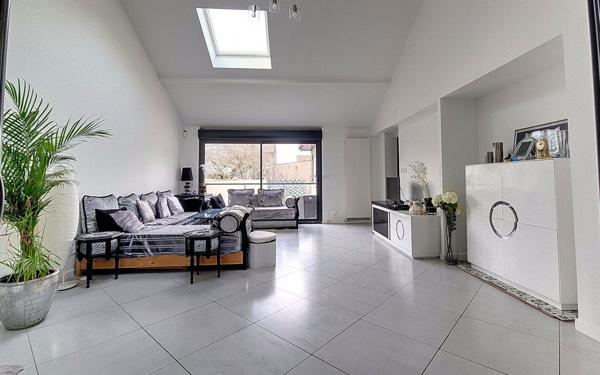 Maison à vendre    6 pièces • 142,56 m2 Chenôve