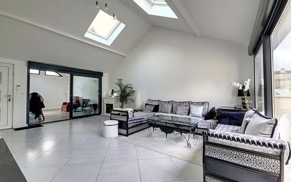 Maison à vendre    6 pièces • 142,56 m2 Chenôve