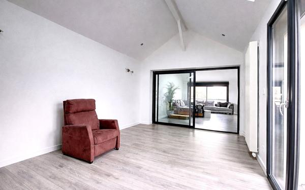 Maison à vendre    6 pièces • 142,56 m2 Chenôve