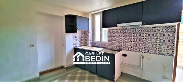 Vente Immeuble Mixte 5 appartements 12 pieces Nousse 12 chambres