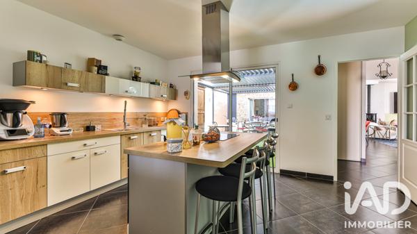 Maison à vendre 7 pièces 216 m² Le Fenouiller
