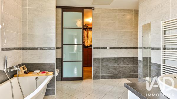 Maison à vendre 7 pièces 216 m² Le Fenouiller
