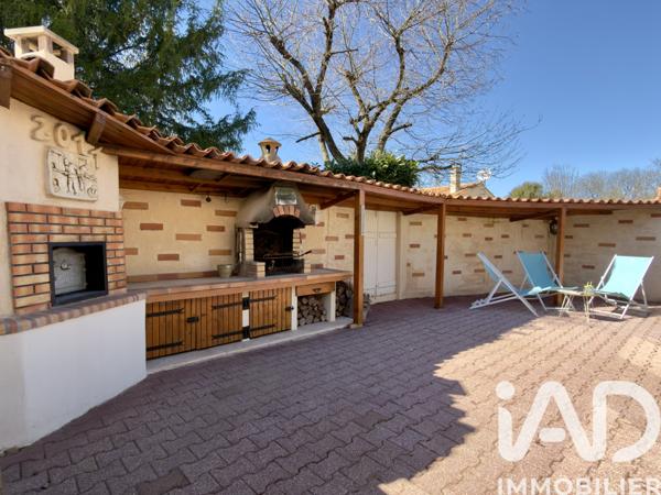 Maison à vendre 5 pièces 91 m² Saint-Yrieix-sur-Charente