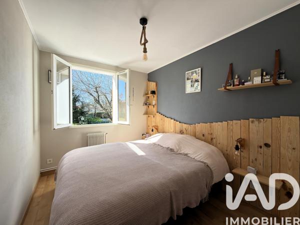 Maison à vendre 5 pièces 91 m² Saint-Yrieix-sur-Charente