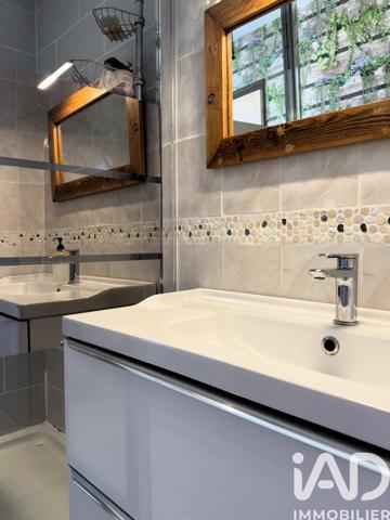 Maison à vendre 5 pièces 91 m² Saint-Yrieix-sur-Charente