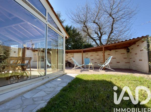 Maison à vendre 5 pièces 91 m² Saint-Yrieix-sur-Charente