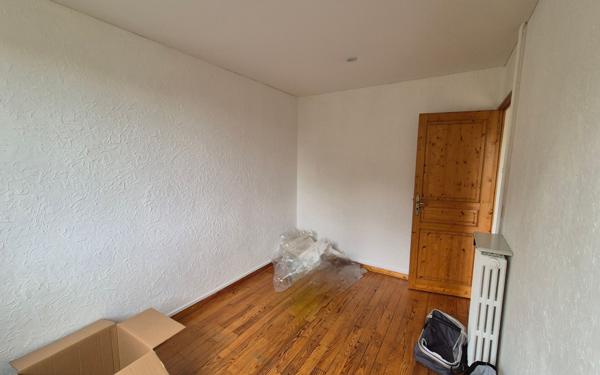 Appartement à vendre    4 pièces • 58,77 m2 Brunoy