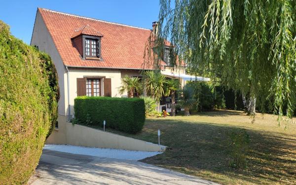 Maison à vendre    5 pièces •  Étréchy