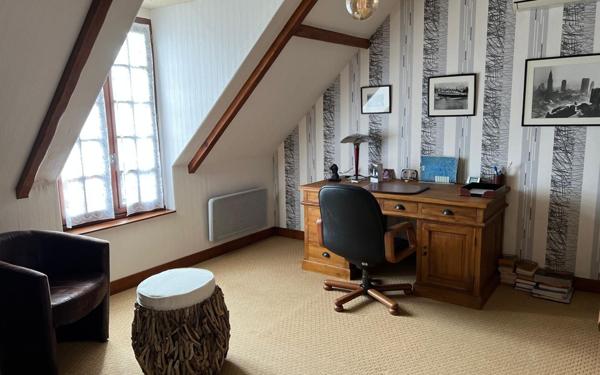 Maison à vendre    5 pièces •  Étréchy