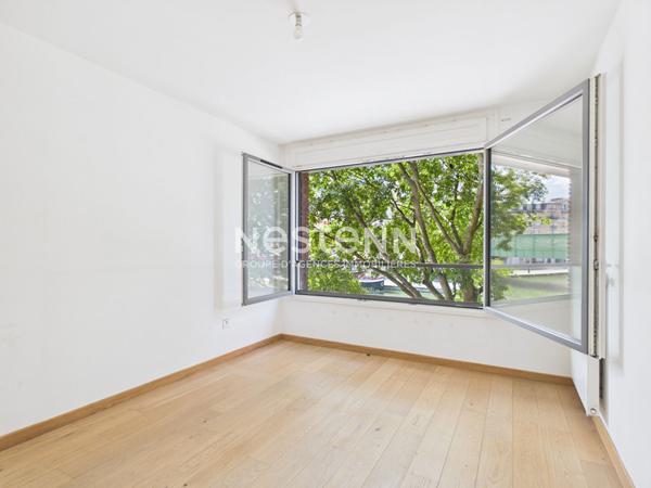 Appartement 3 pièces 65.70 m2 QUAI DE LA MARNE