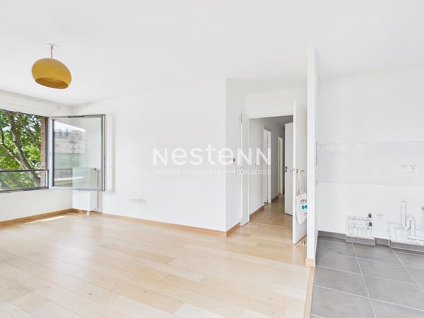 Appartement 3 pièces 65.70 m2 QUAI DE LA MARNE