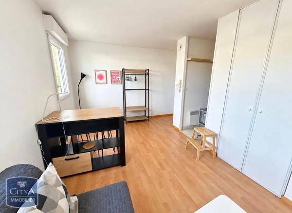 Appartement à louer 1 pièce 21.75m² Nantes (44100)