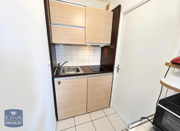 Appartement à louer 1 pièce 21.75m² Nantes (44100)