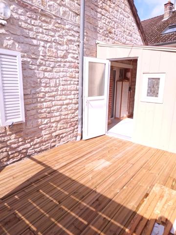 ✨ Appartement de Plain-Pied avec Terrasses – Charme de l’Ancien et Confort Moderne, à Deux Pas de Toutes Commodités